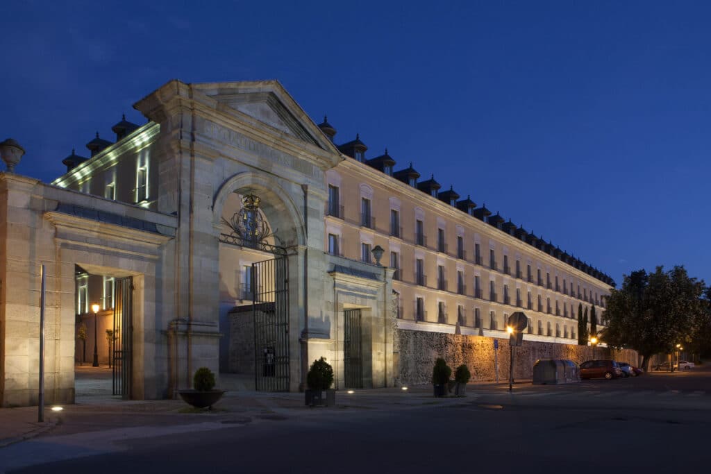 Puerta de la Reina la granja de san ildefonso