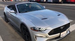 viaje por la costa oeste de estados unidos coche de alquiler mustang