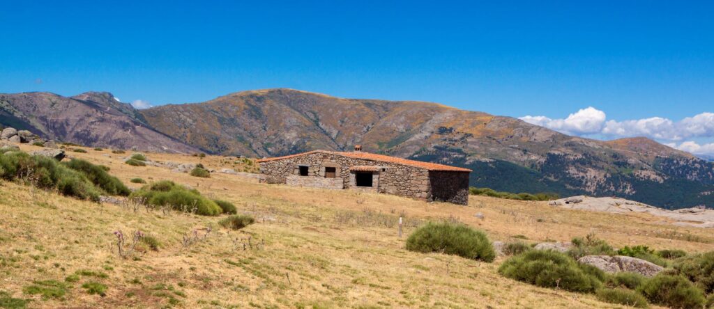 pozo de la nieve valle de iruelas