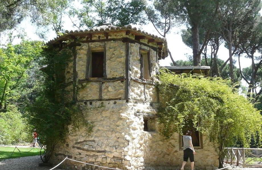 Casa vieja Parque El Capricho
