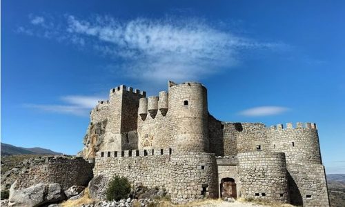 Castillo de Aunqueospese avila